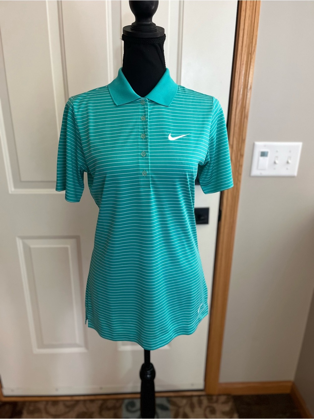 New Nike Golf tour performance  short sleeve jade white stripe polo. Small Tall